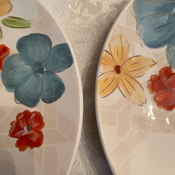 Cindy Crawford Style 9” salad plates, there are 3 total floral blues and reds - Picture 5 of 10